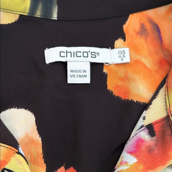 New Chico’s Long Sleeve Floral Button Down Blouse Size 6 Women’s Top - Picture 4 of 9